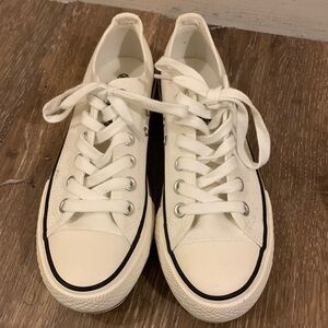 White Chunky Sole Tennis Shoes